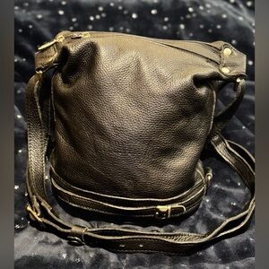 Valentina Vintage Classic Embossed Convertible Shoulder Bag (Black) - EUC